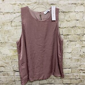 NWT Gilli Dusty Pink Shimmer Keyhole Back Lined Tank Top